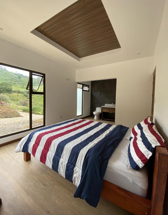 Arte De Plumas Birding Lodge Cartago Extérieur photo